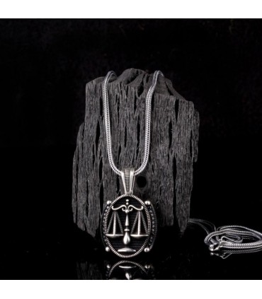 adalet terazili gümüş erkek kolye