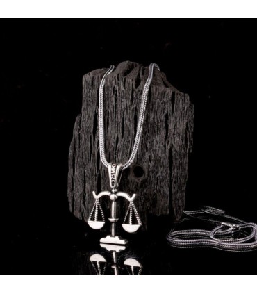 925 Ayar Adalet Simgeli Gümüş Kolye