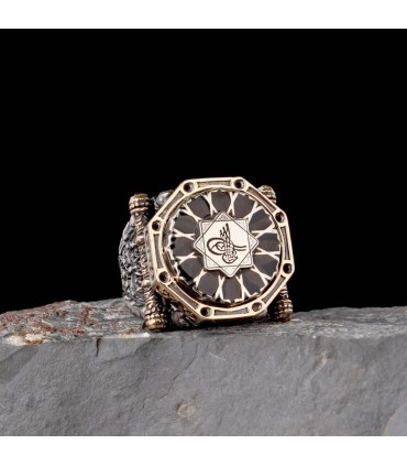 Sekizgen Kalkan Model Osmanlı Tuğrası Gümüş Erkek Yüzük – Mina Silver