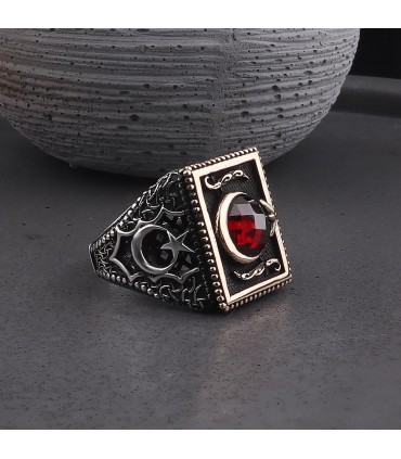 Ay Yıldız İşlemeli Taşlı Gümüş Erkek Yüzük AHG17